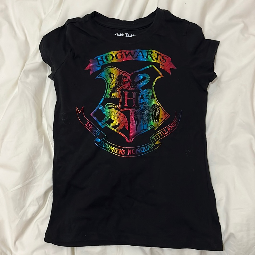 Girls’ Harry Potter Hogwarts Shirt